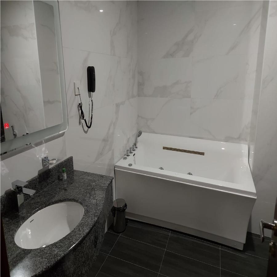 Country Inn Masindi エクステリア 写真